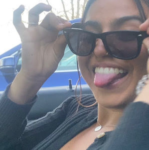 Meet your Posher, Leah